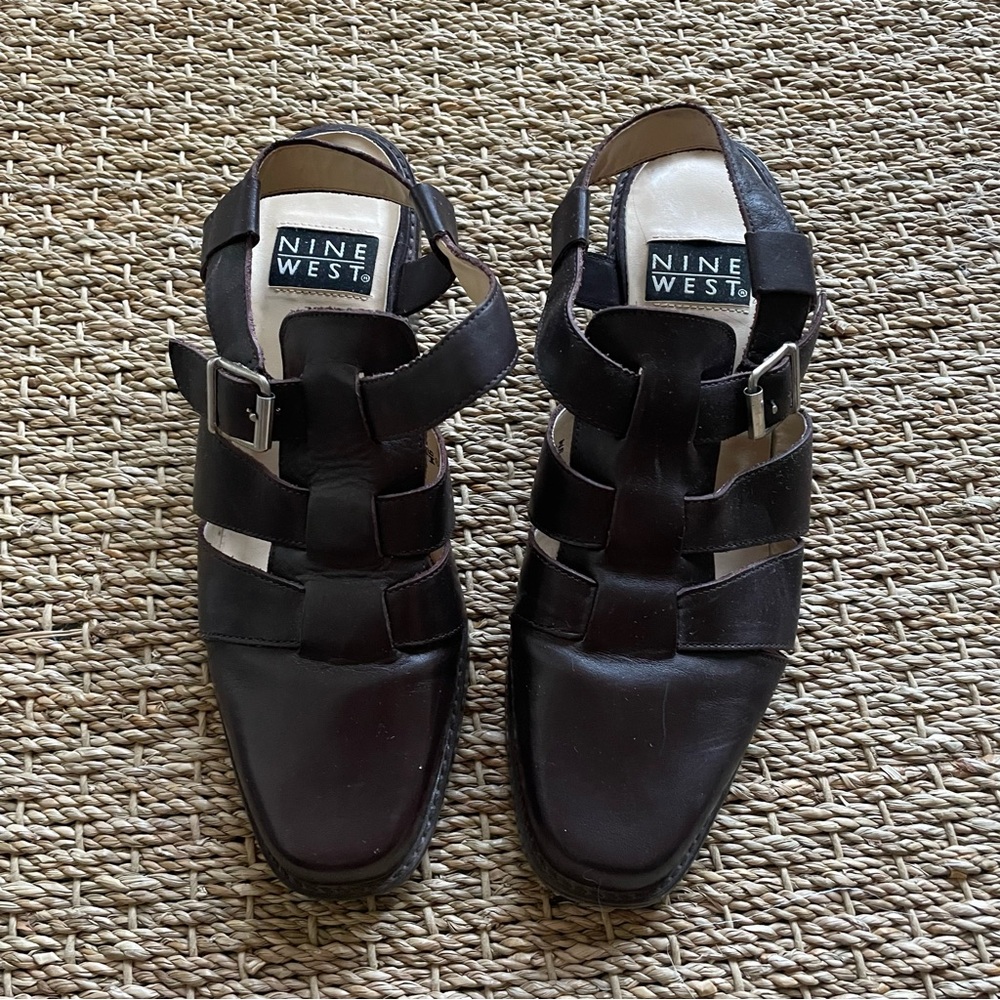Vintage Nine West 90s leather chunky sandal block heel shoe